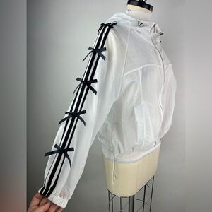 💚 2922. Sheer Striped Bow Detail Zip-Up Hoodie